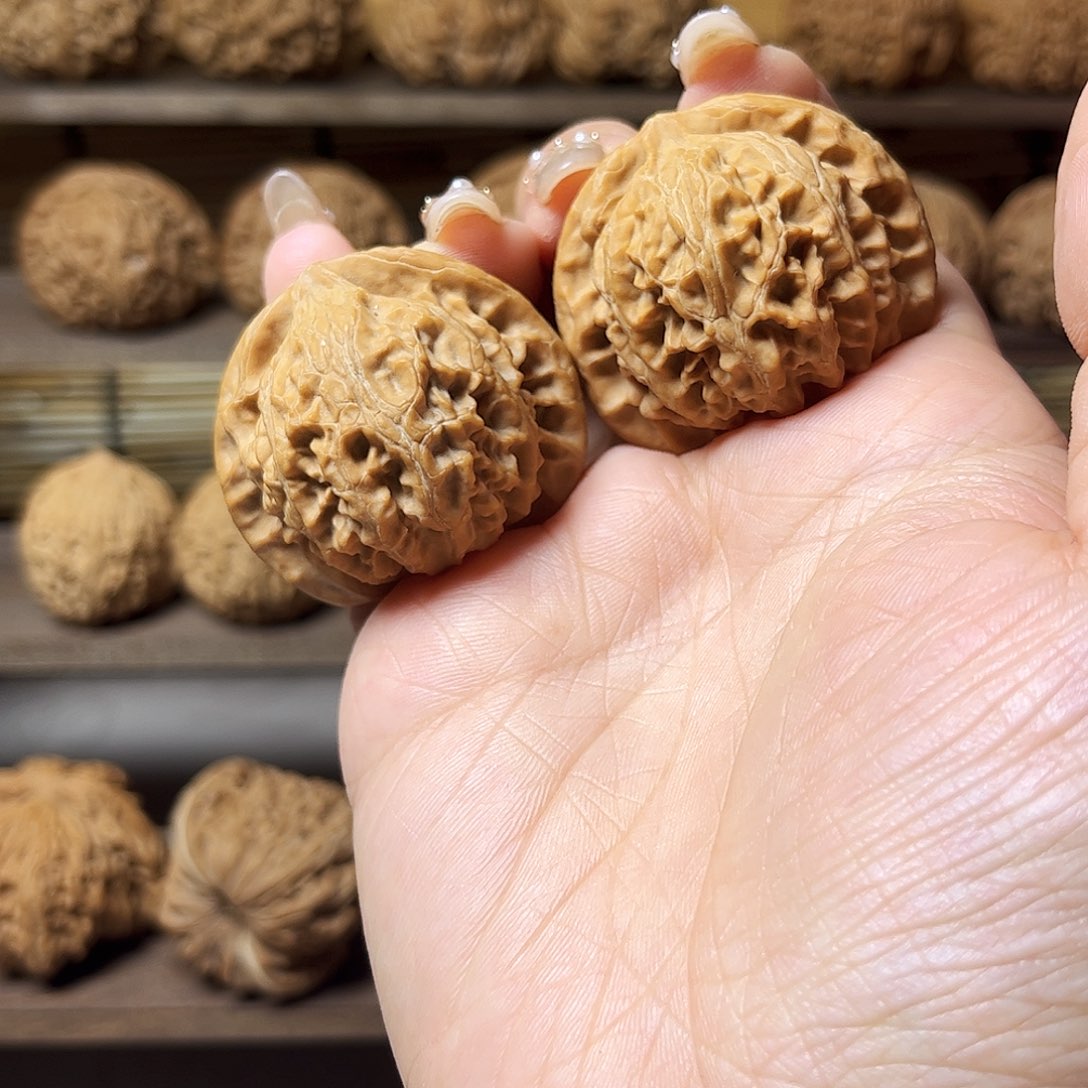 全品无修桃心宫灯40尺