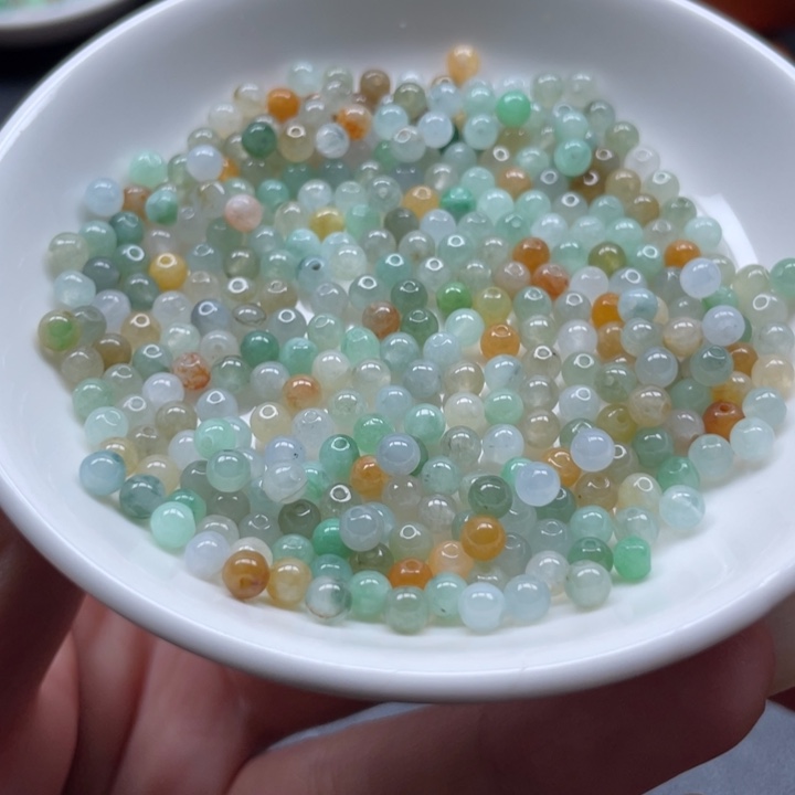 颈饰未镶嵌翡翠米珠随机发50
