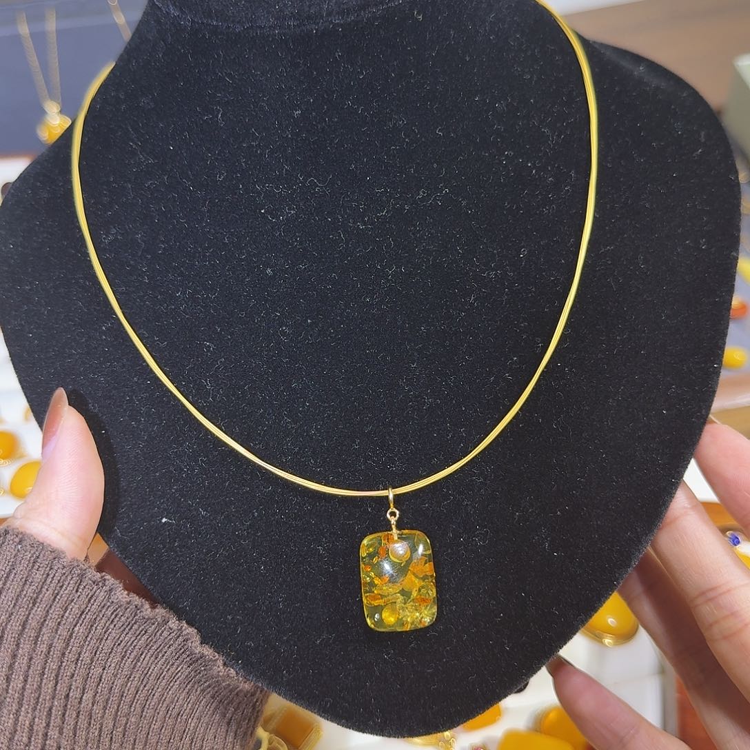 琥珀银S925镀金镶嵌颈饰