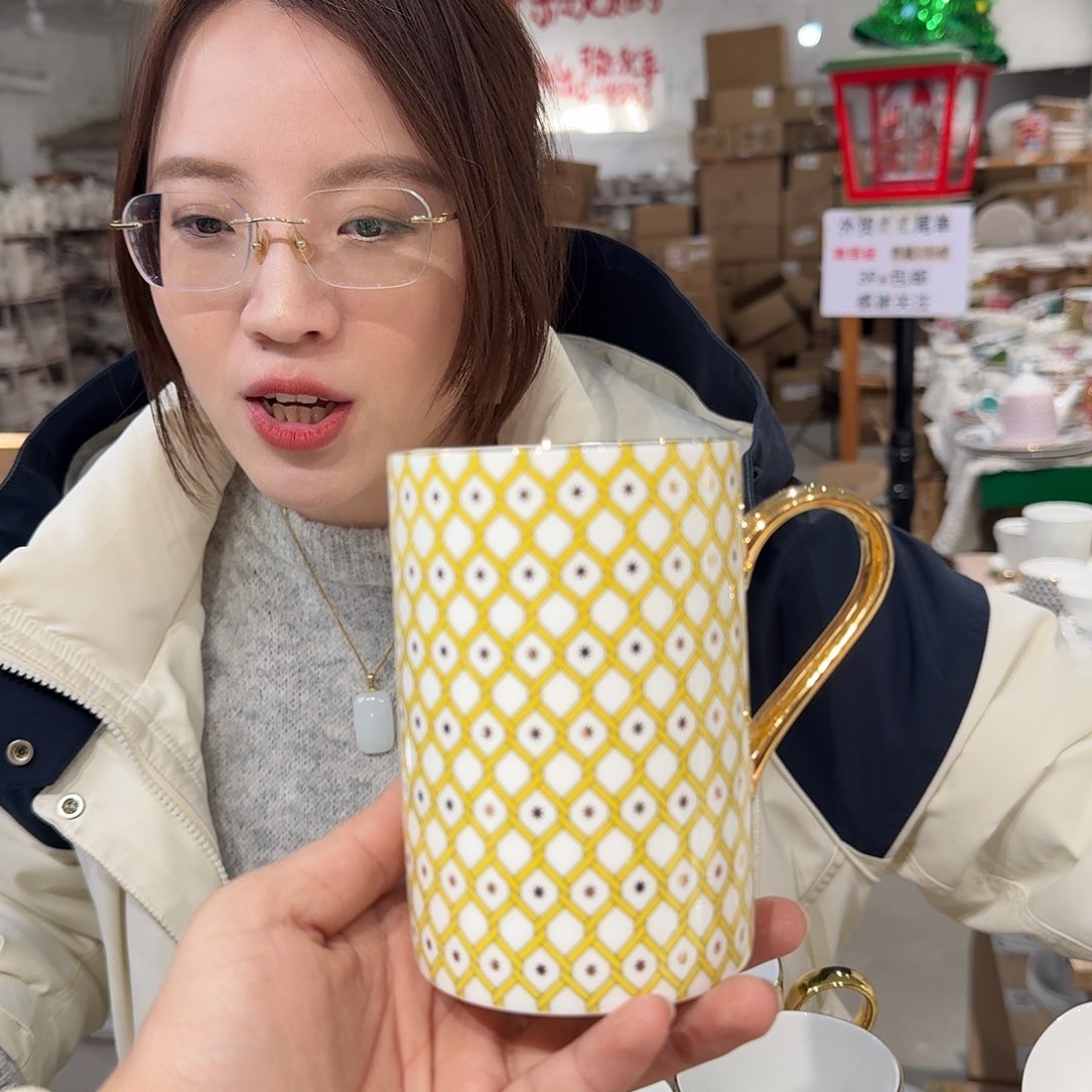 瓷鹅黄原单马克杯一个400ml微瑕