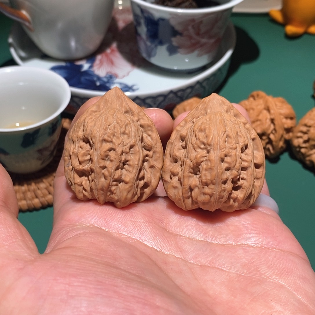 文玩核桃把件L*e37赤龙鸡心全品