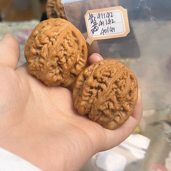 文玩核桃把件非嫁接大粗筋