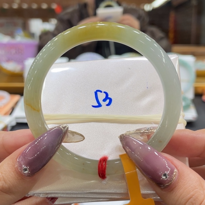 翡翠手镯未镶嵌M****克翡翠