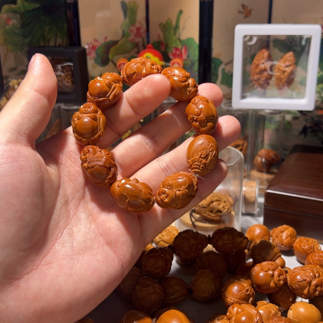 ༺****橄榄核雕手工八宝米勒