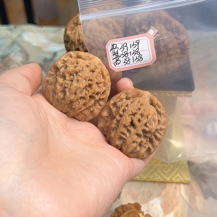 文玩核桃把件非嫁接马老四