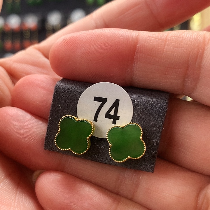 和田玉耳饰18K金镶嵌