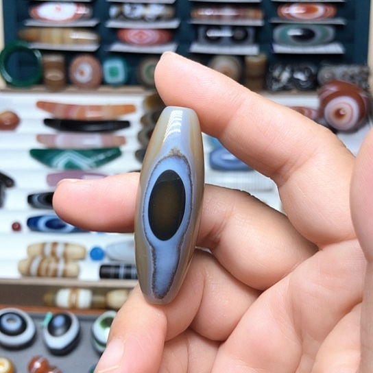 未镶嵌颈饰玛瑙/玉髓