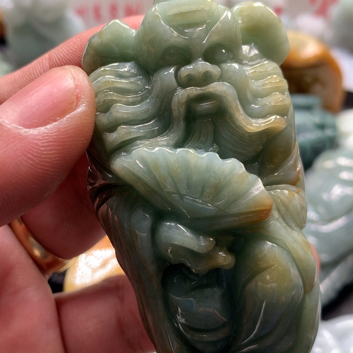 翡翠未镶嵌颈饰保真天然a货翡翠