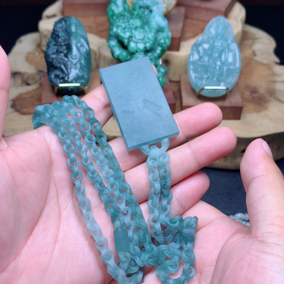月***生定制翡翠未镶嵌翡翠