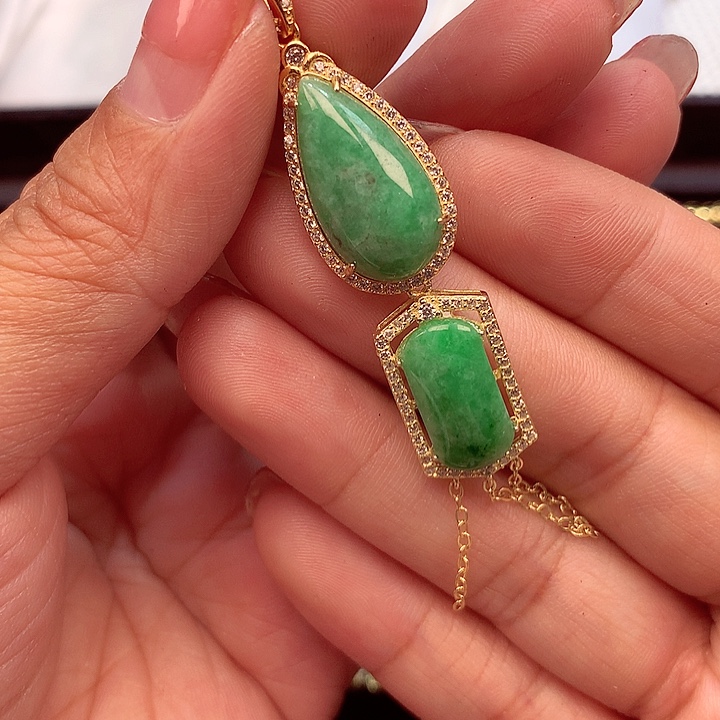 翡翠颈饰银S925镶嵌翡翠