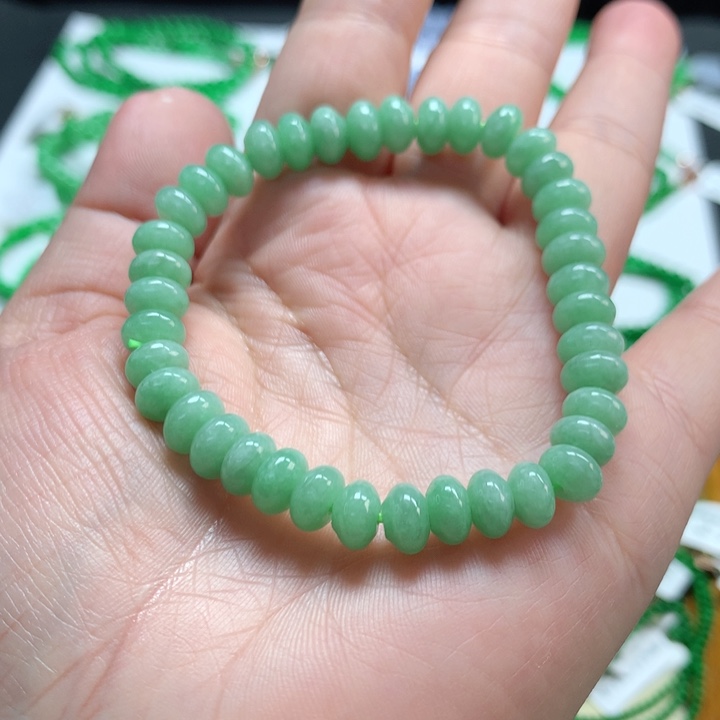 翡翠未镶嵌手链翡翠