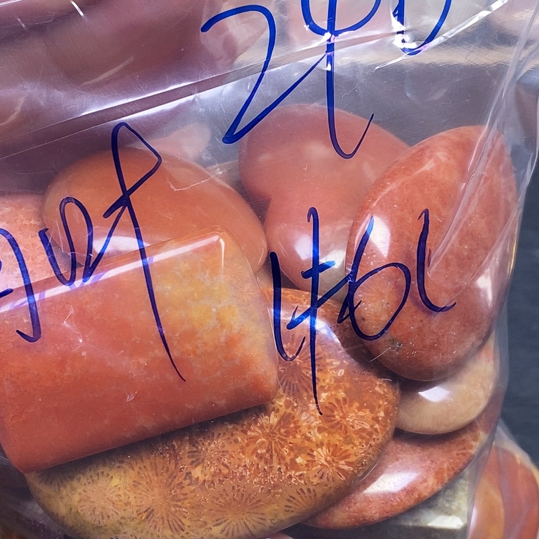 雨***叶硅化玉合金颈饰吊坠