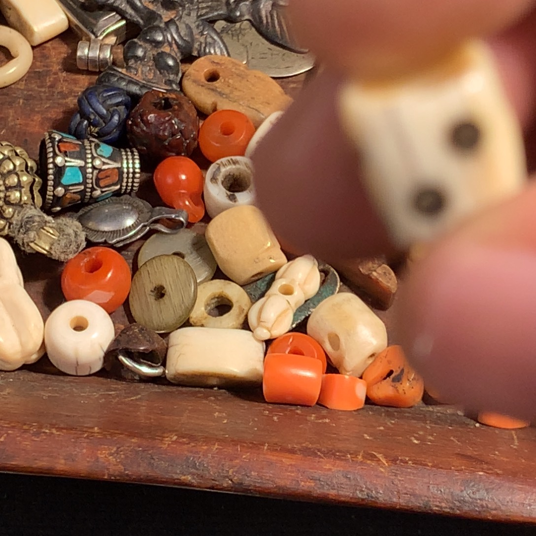 凌***.你在干嘛呢我在洗衣服