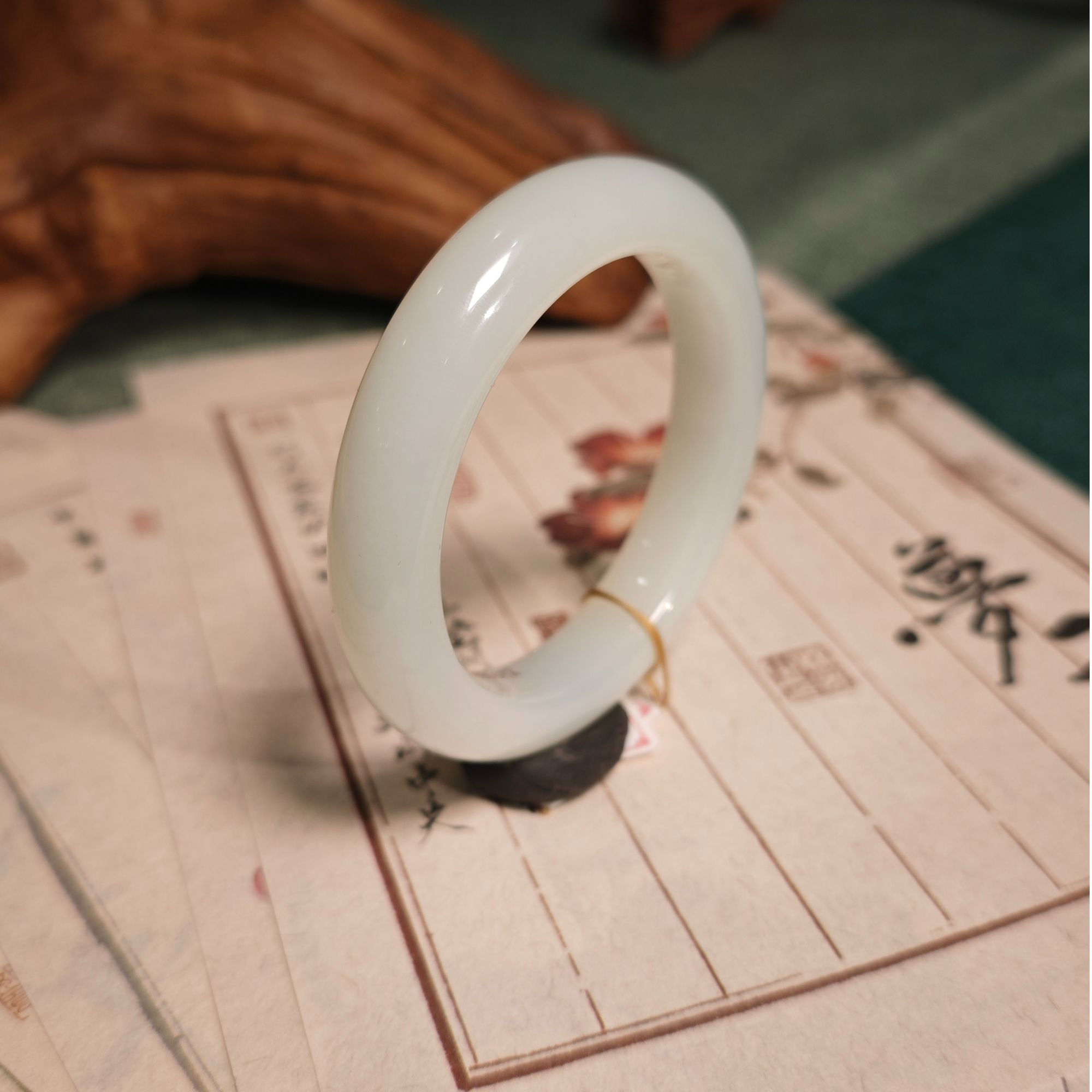 125和田玉白玉手镯51.3圈