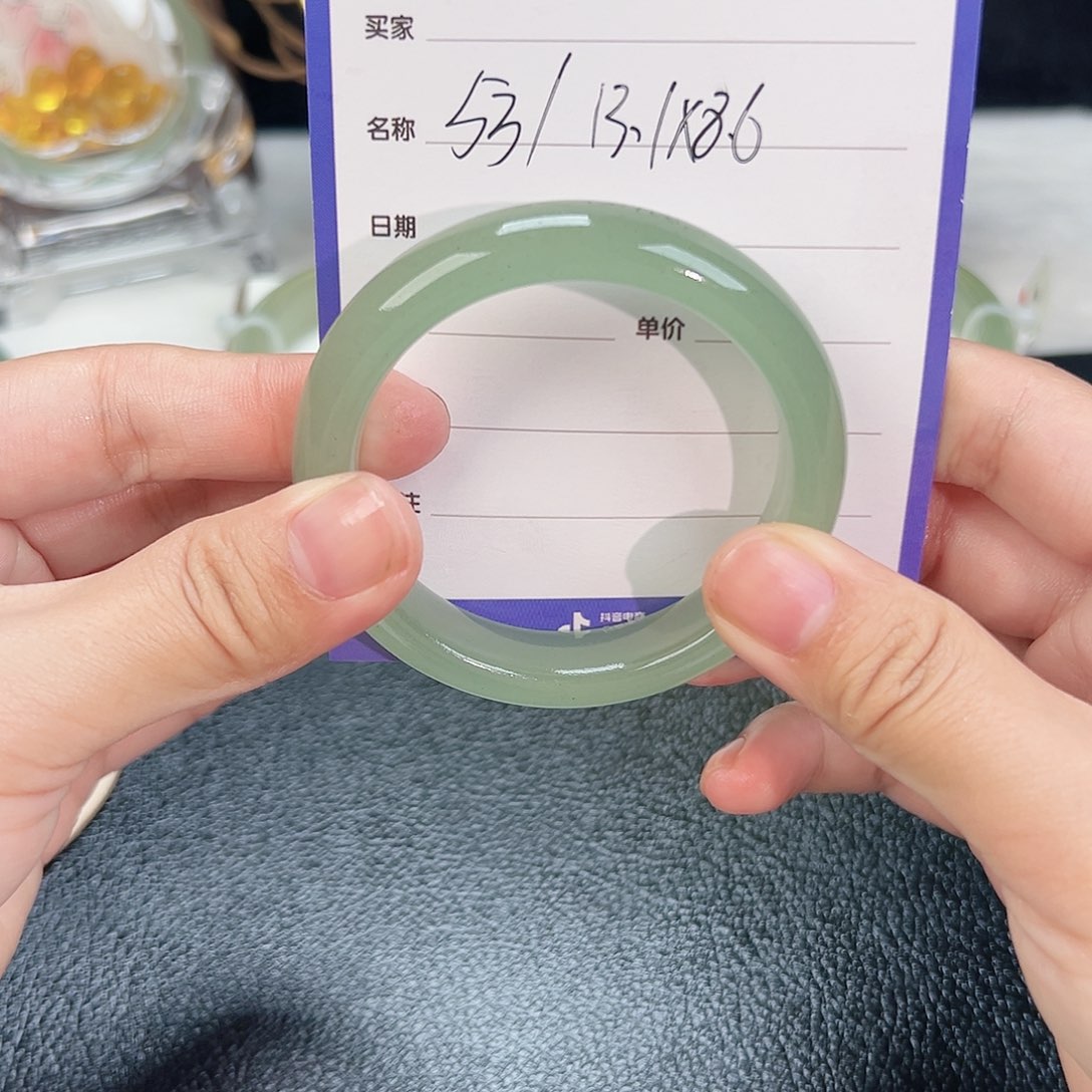 *****东陵石未镶嵌手镯