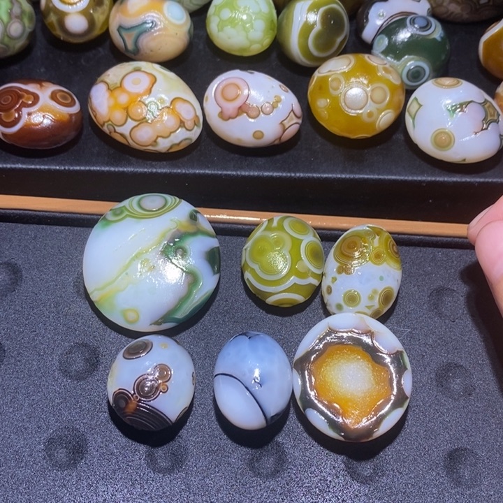 未镶嵌玛瑙/玉髓珠宝半成品?****?