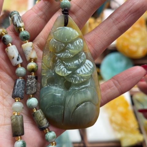岫玉挂件未镶嵌挂件