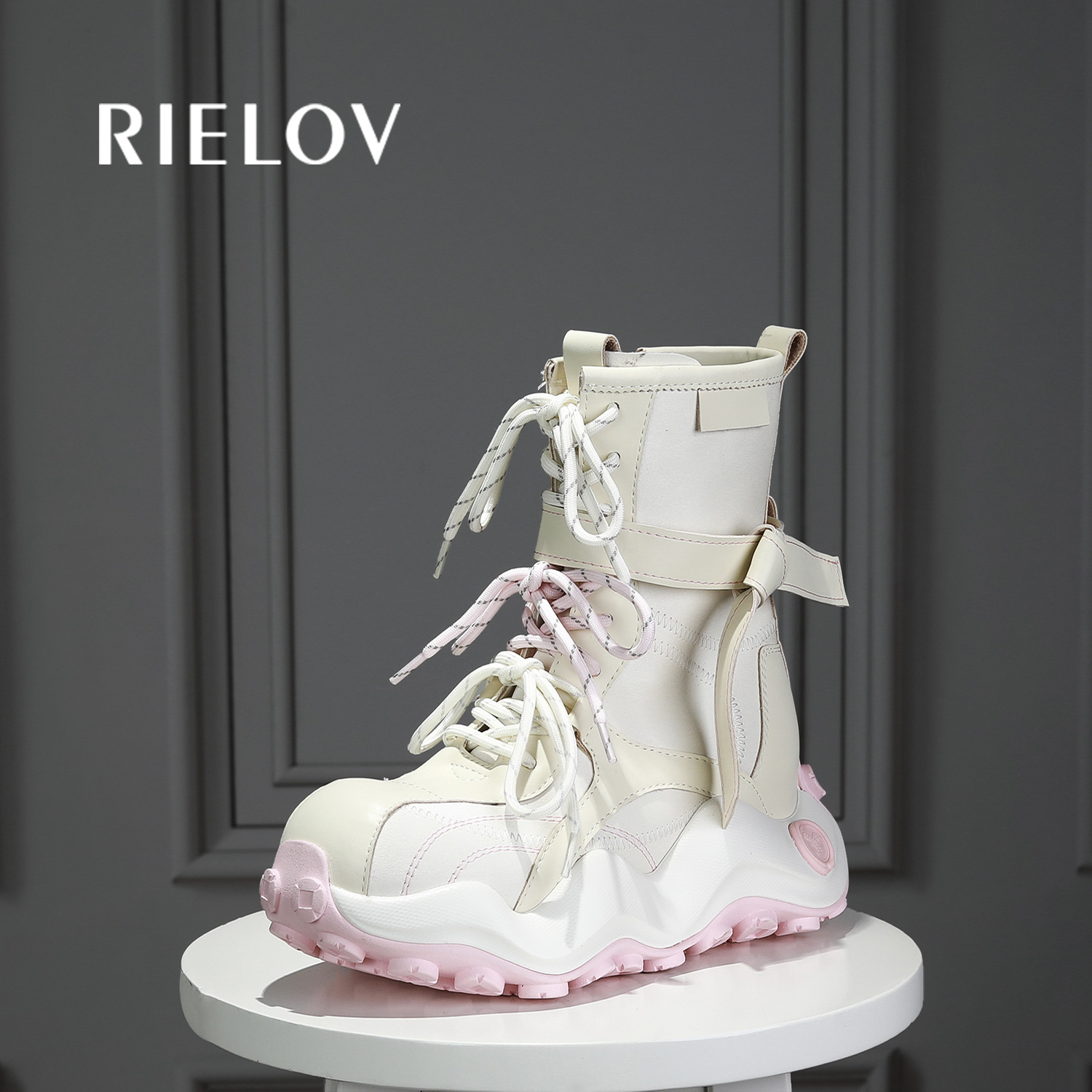 【RIELOV现货●芝士桃桃】增高6-8cm时尚潮流百搭女士时装靴86-20