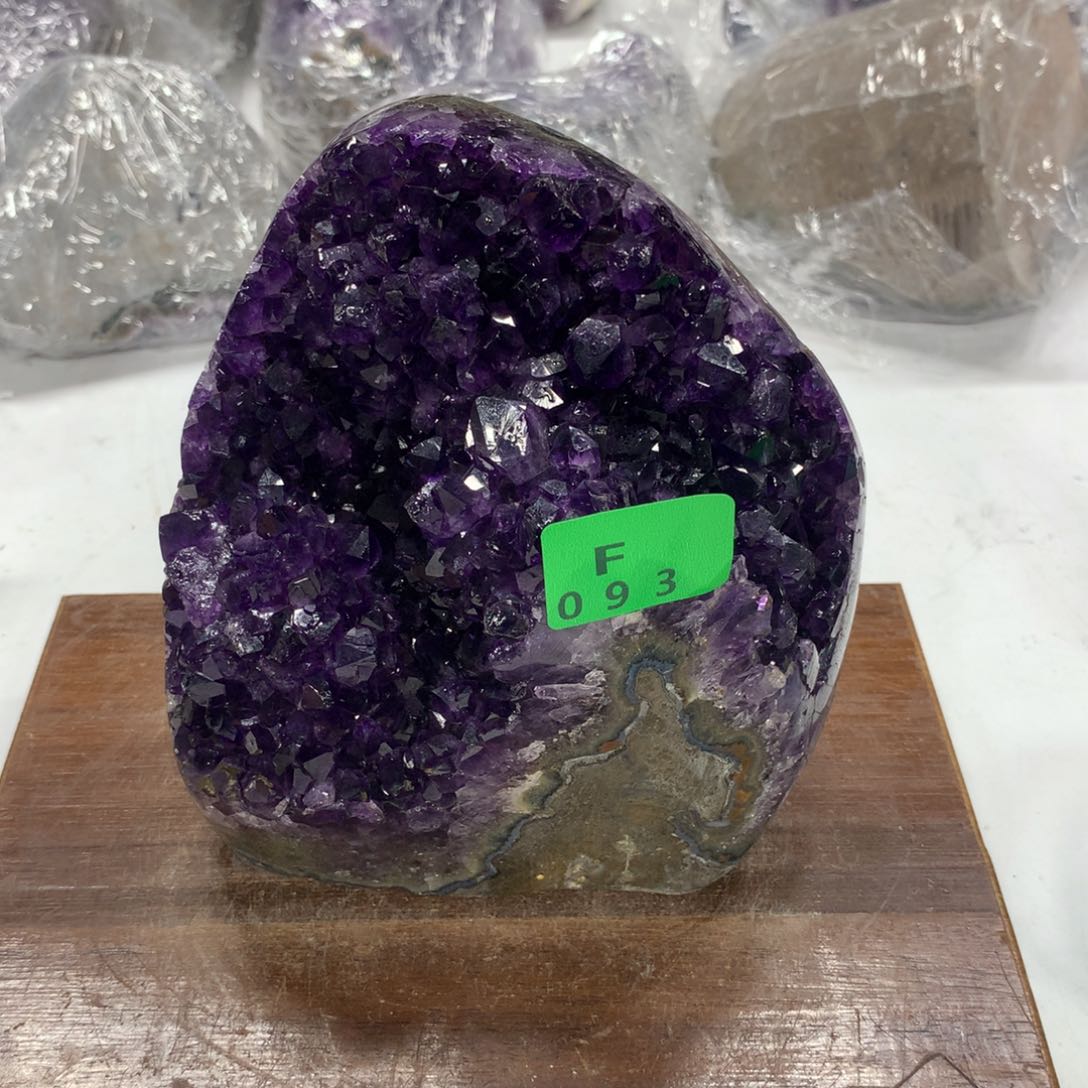 水晶大型摆件（非配饰）未镶嵌