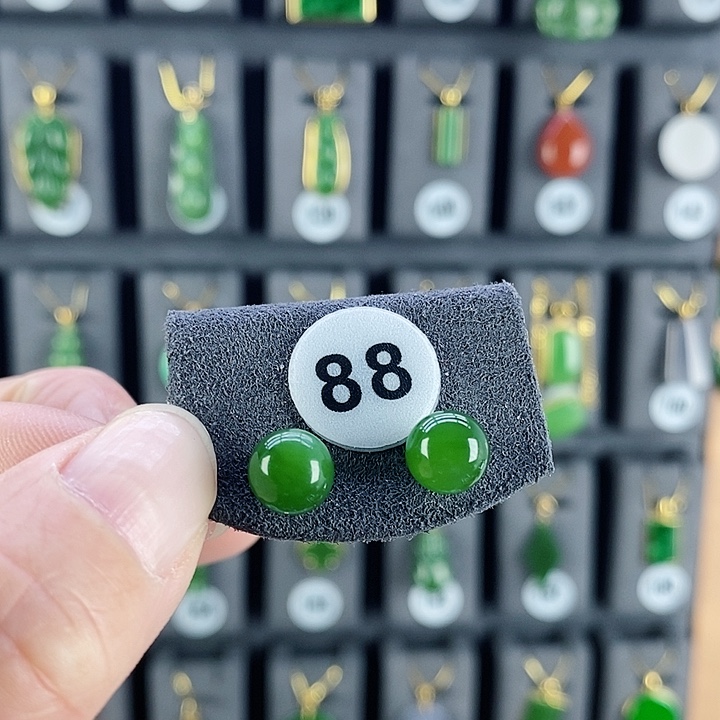 和田玉耳饰18K金镶嵌