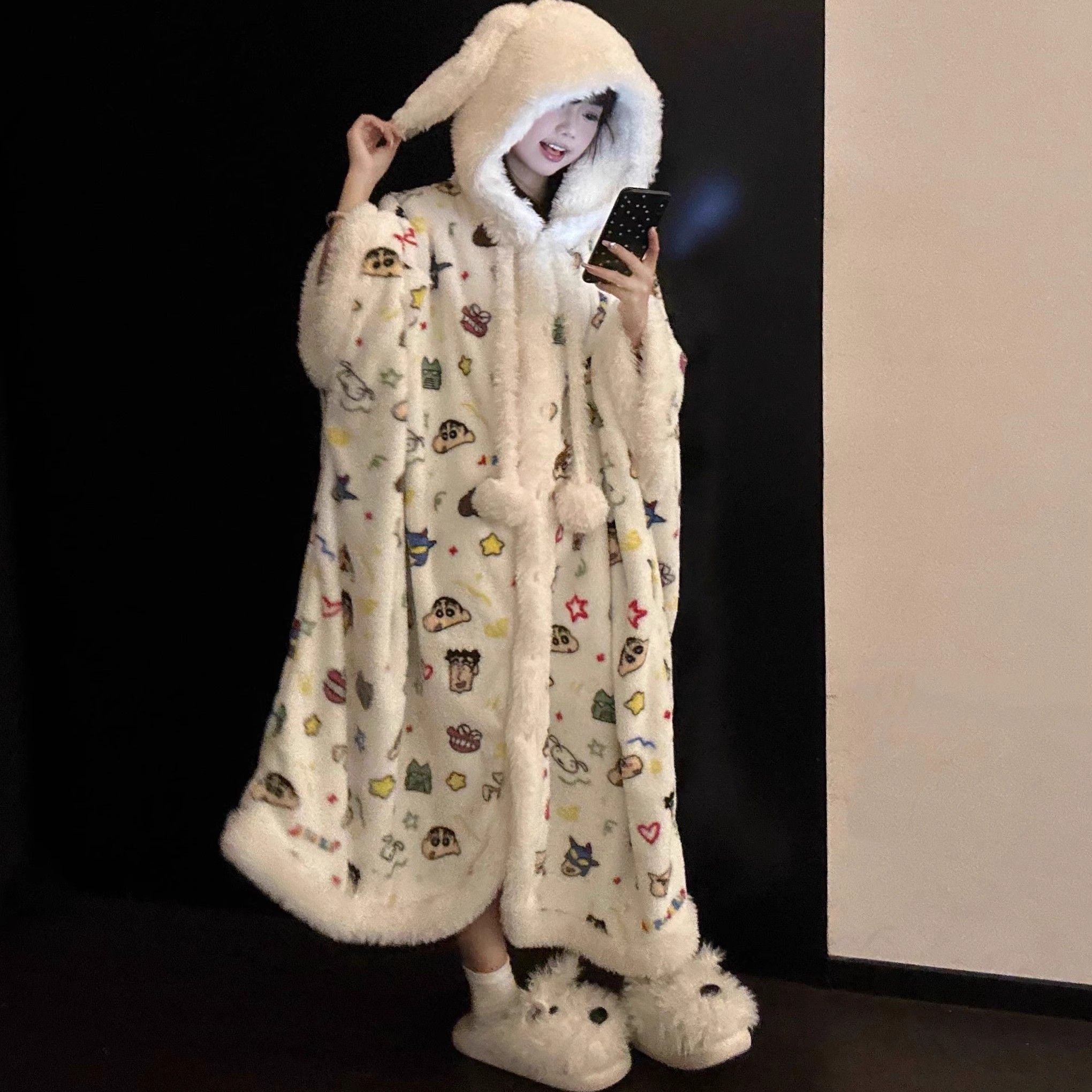 【斗篷睡袍】秋冬季爆款新品蜡笔小新加厚加密保暖舒适家居服睡袍套
