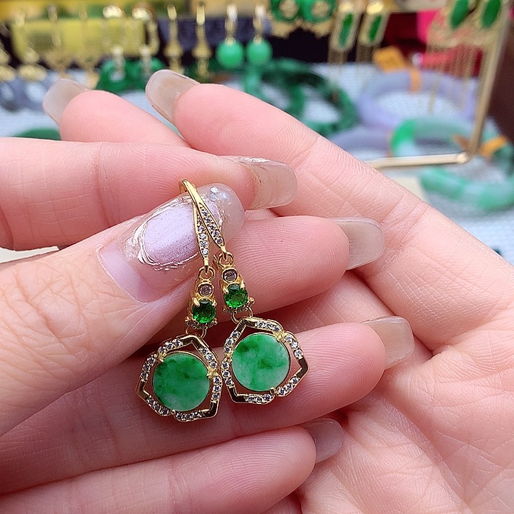 翡翠颈饰银S925镶嵌翡翠