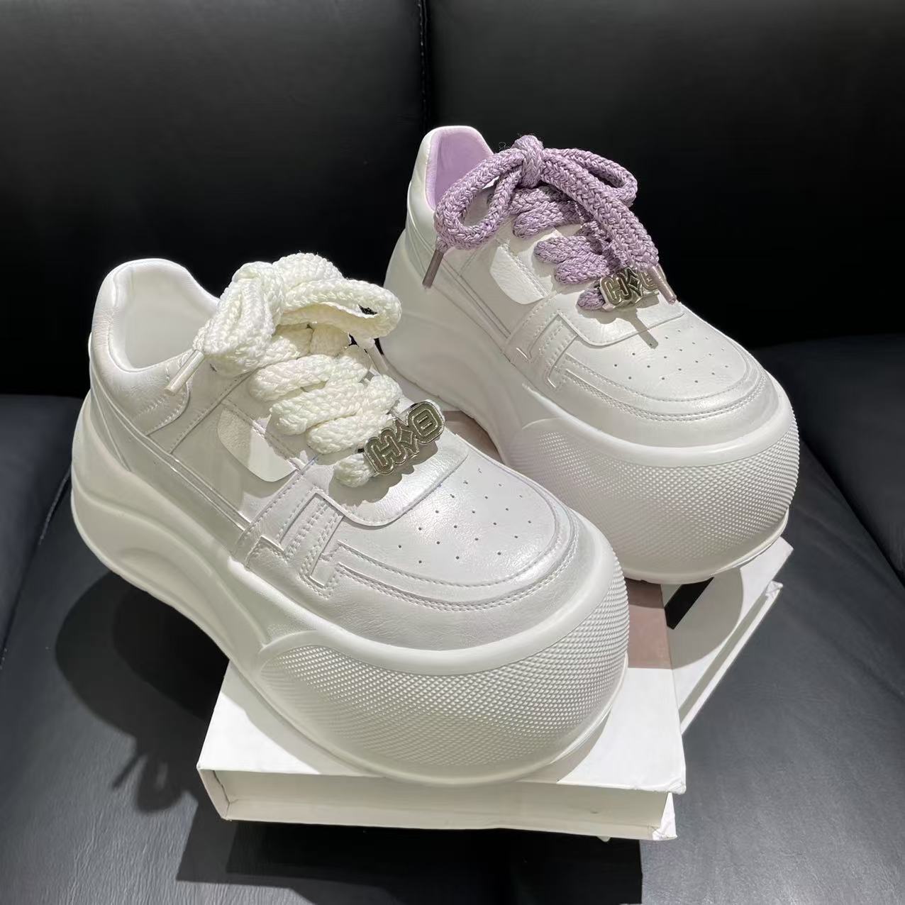 糖糖2025新款女鞋透气四季潮款时尚百搭休闲黑色厚底英伦风2-14-2