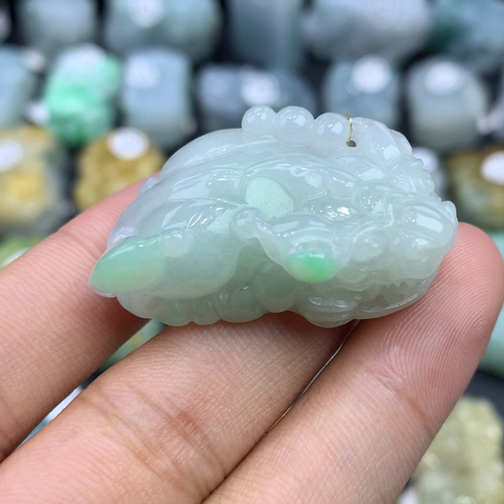 翡翠未镶嵌颈饰天然缅甸翡翠