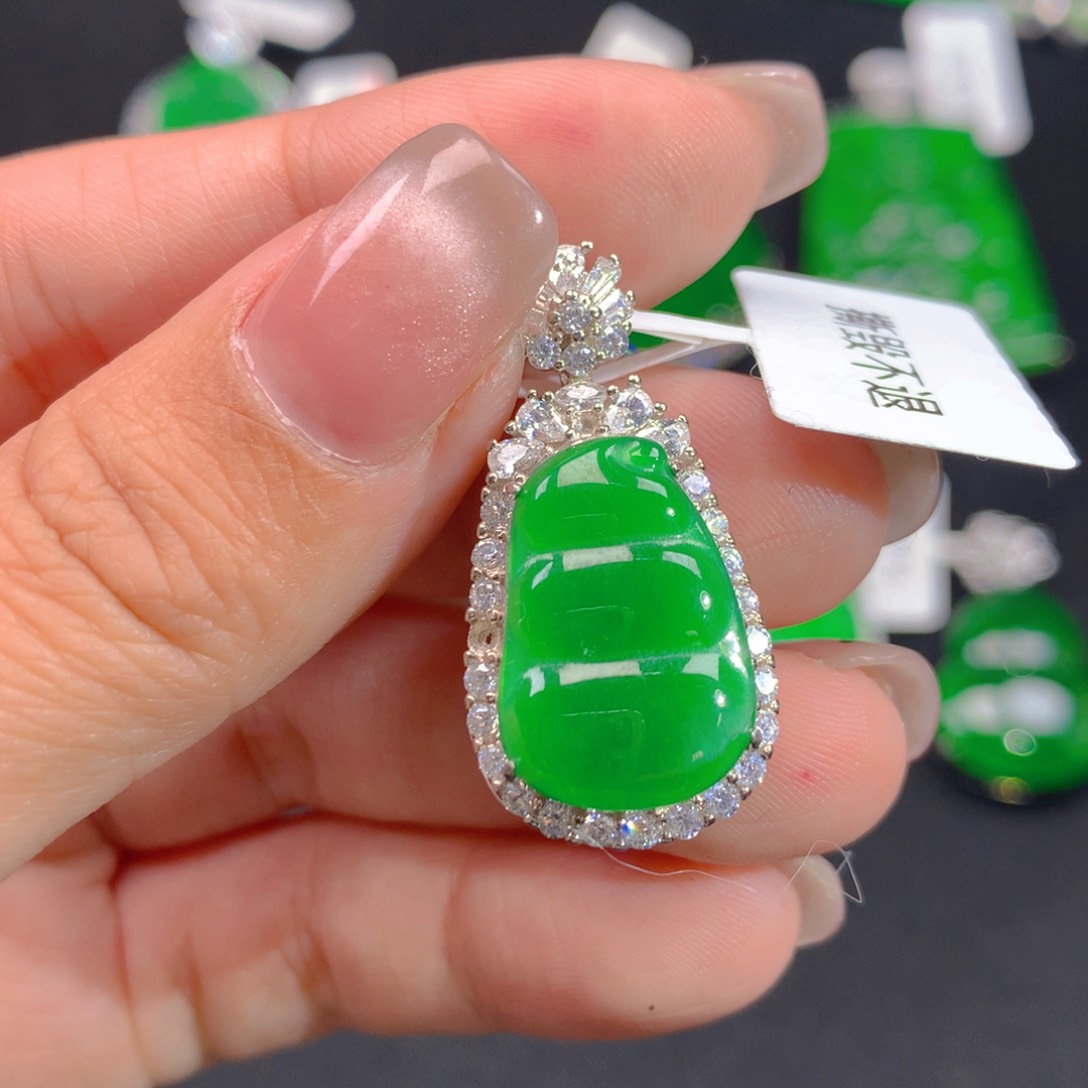 翡翠颈饰银S925镶嵌111111111