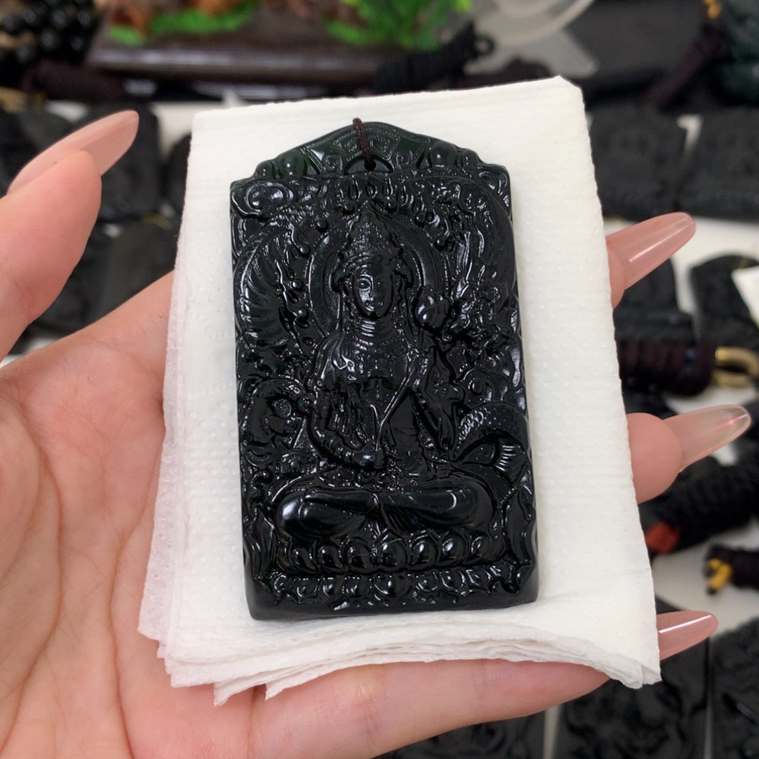 是***哥天然缅甸a货钢琴黑挂件