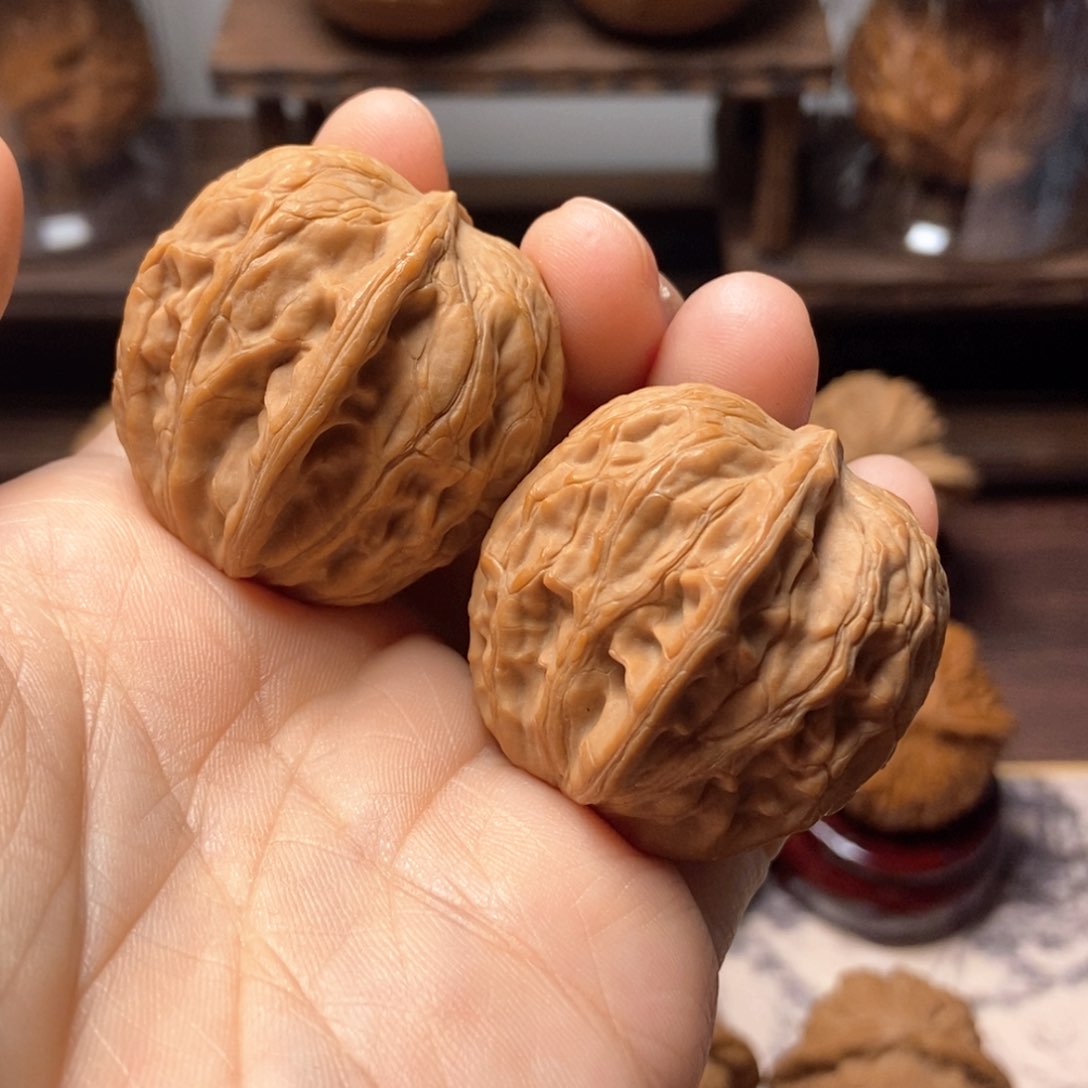 文玩核桃把件全品吞金兽尺寸36