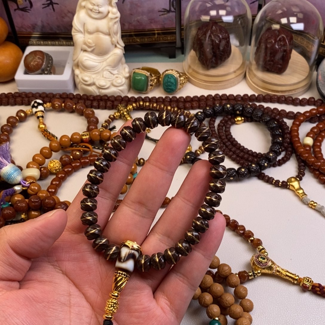 奈***奈吊坠紫金鼠。。。。。。。。