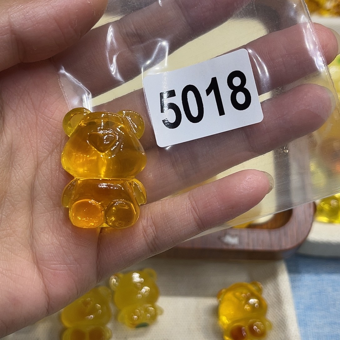 琥珀未镶嵌珠宝奇石蜜蜡