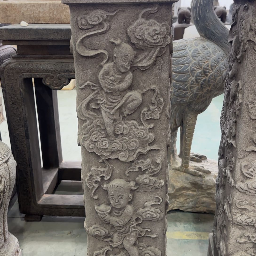 青田石黑****3竞拍不包邮……