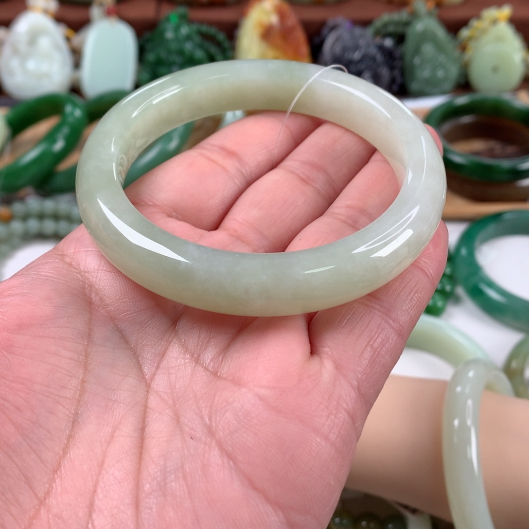 和田玉手镯未镶嵌59_60