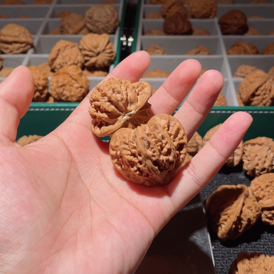 桃核把件空*名43全品汉高灯