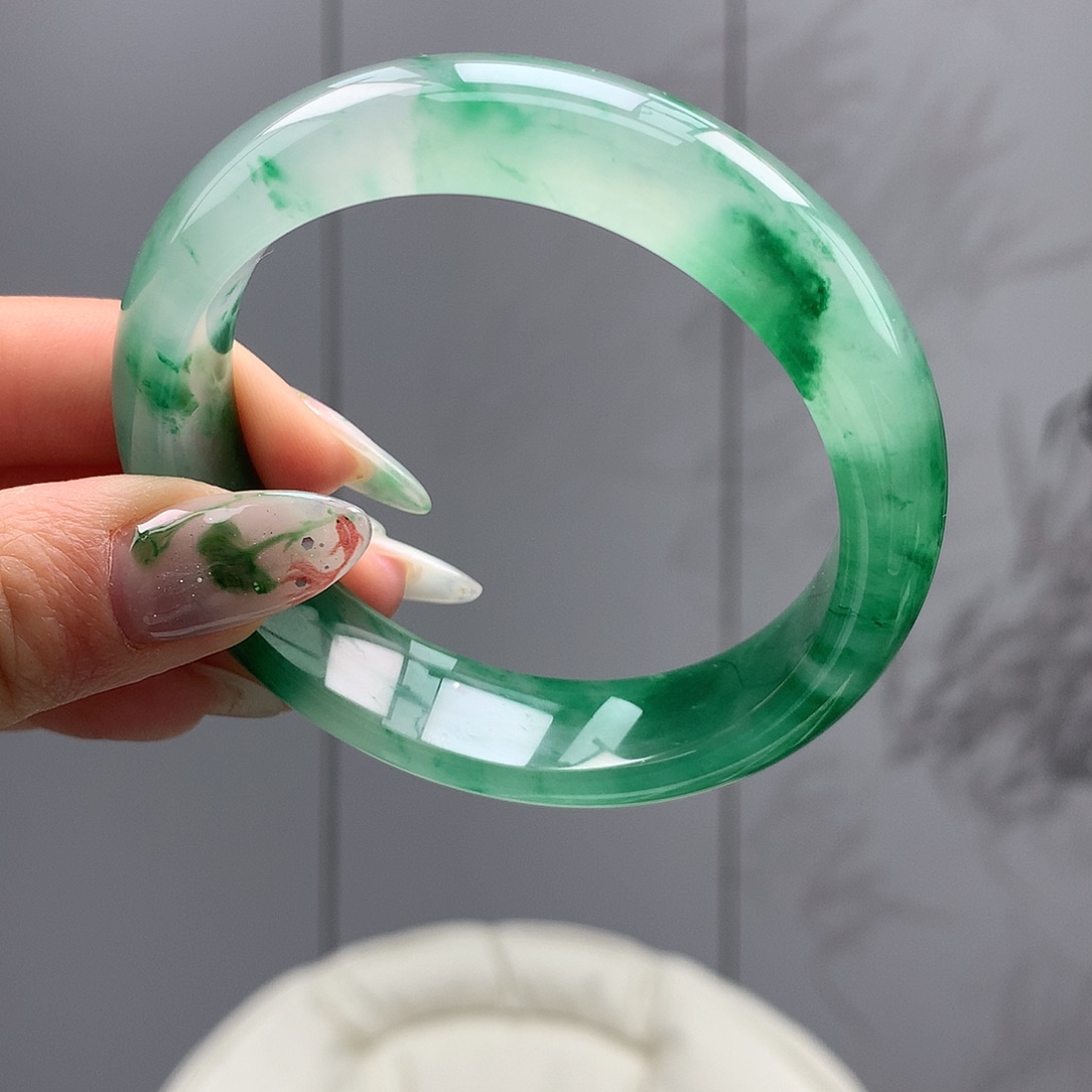 石英质玉手镯未镶嵌5758