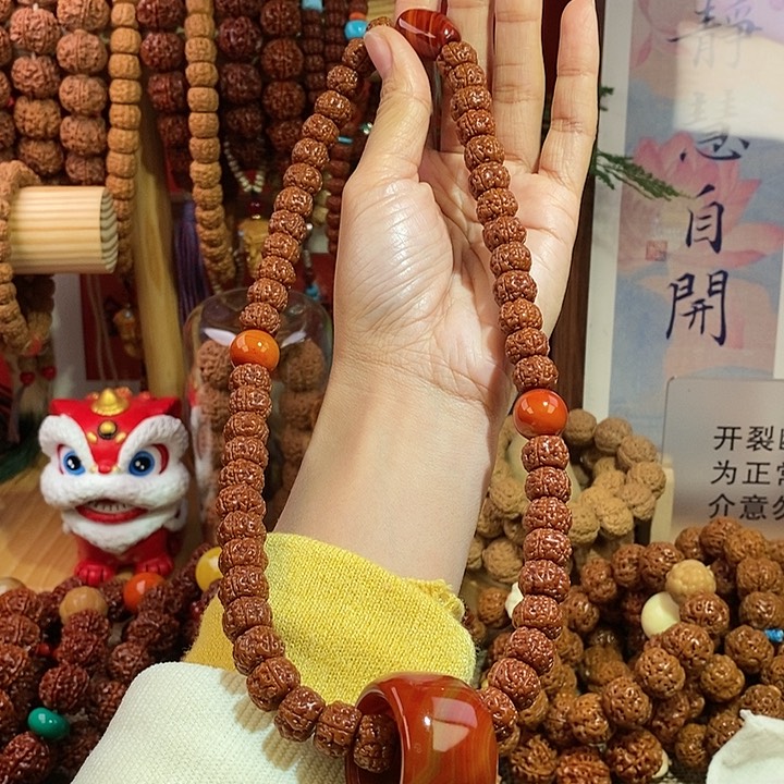 金刚菩提手串12玉华藏切扳指款手持
