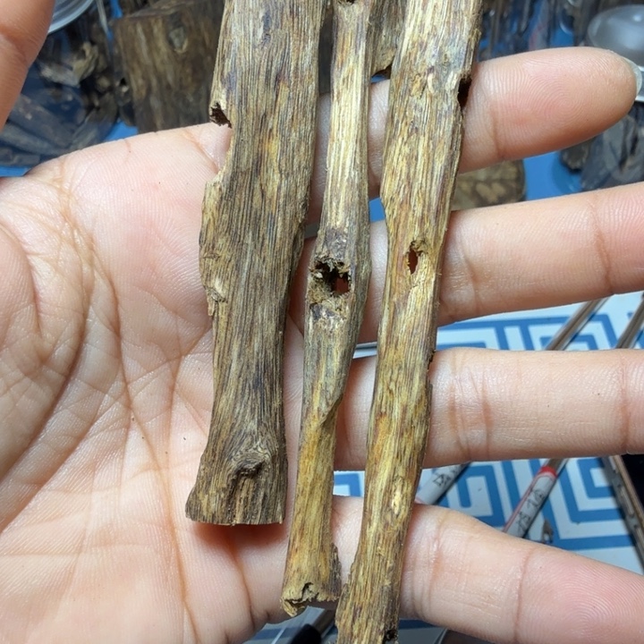 南***鹅陆河树心枝条料11克