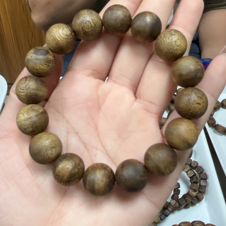 沉香木手串圆珠1.4单圈多样性发一