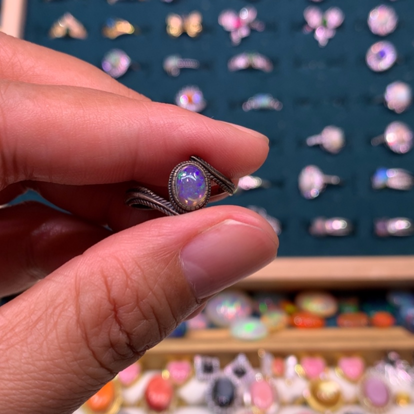 【闪购商品】欧泊特价戒指不退不换银S925镶嵌回***忘