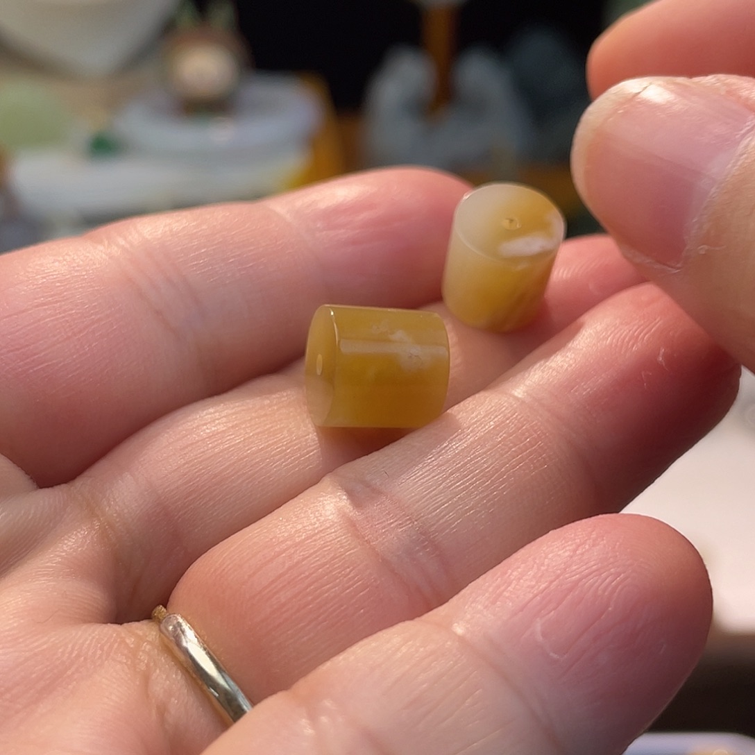 和田玉未镶嵌颈饰发1