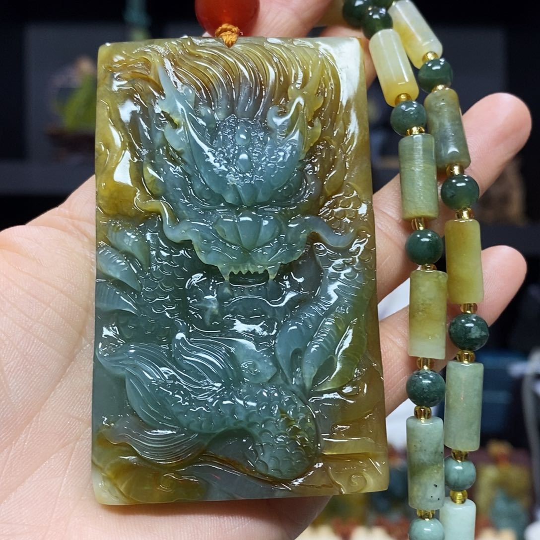 未镶嵌岫玉挂件吊坠