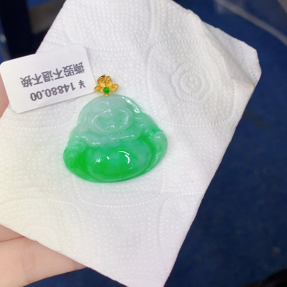 翡翠18K金镶嵌颈饰00000000000