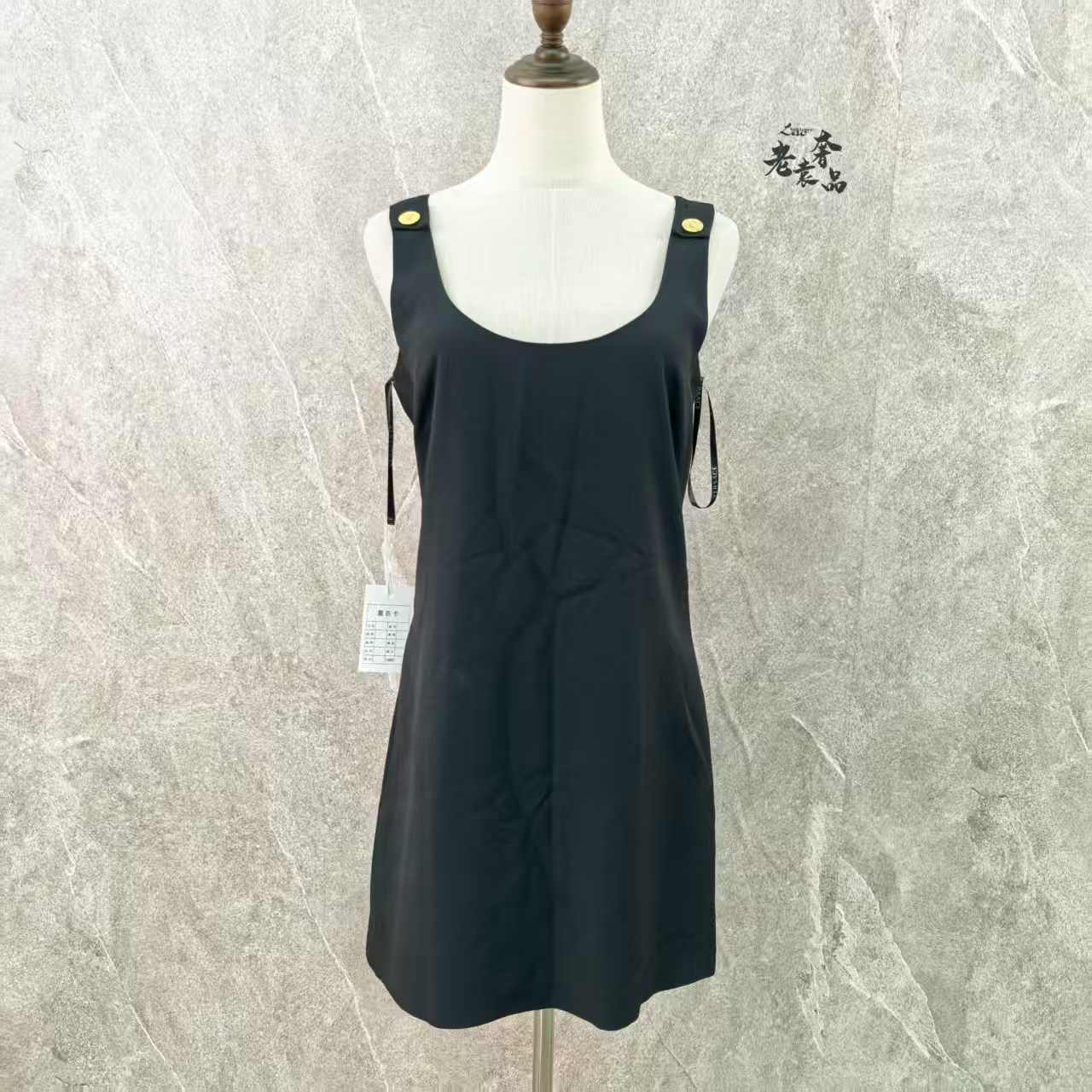 95新 VERSACE/范思哲 海囤K/范思哲裙子/40码/dd60804