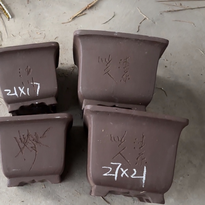 紫砂花盆100-4。