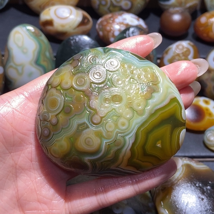 【闪购商品】未镶嵌玛瑙/玉髓珠宝奇石k