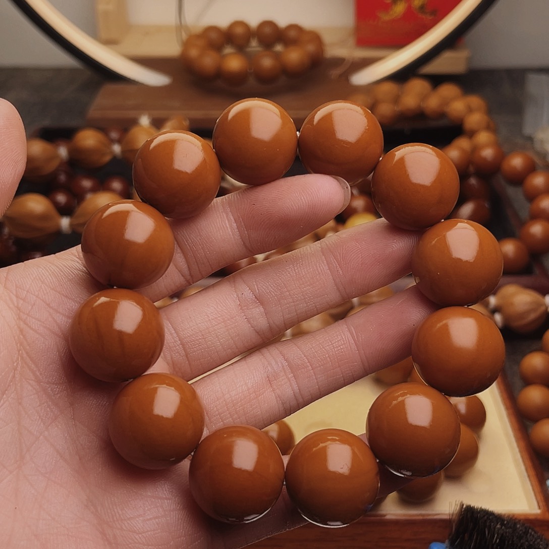 橄榄核手串/手链19尺寸老树铁核孔道有生长线福利串