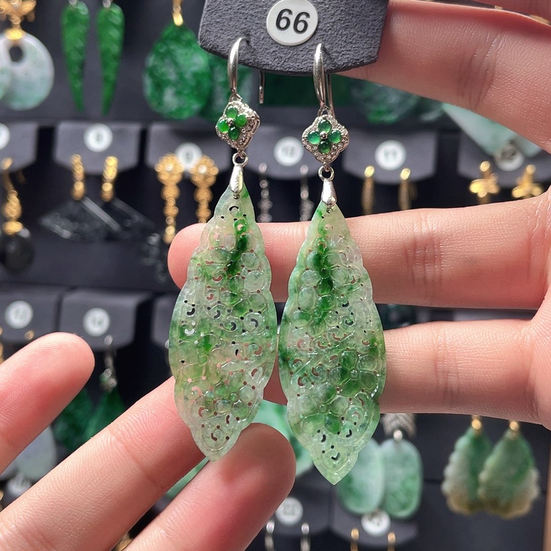 翡翠未镶嵌耳饰翡翠