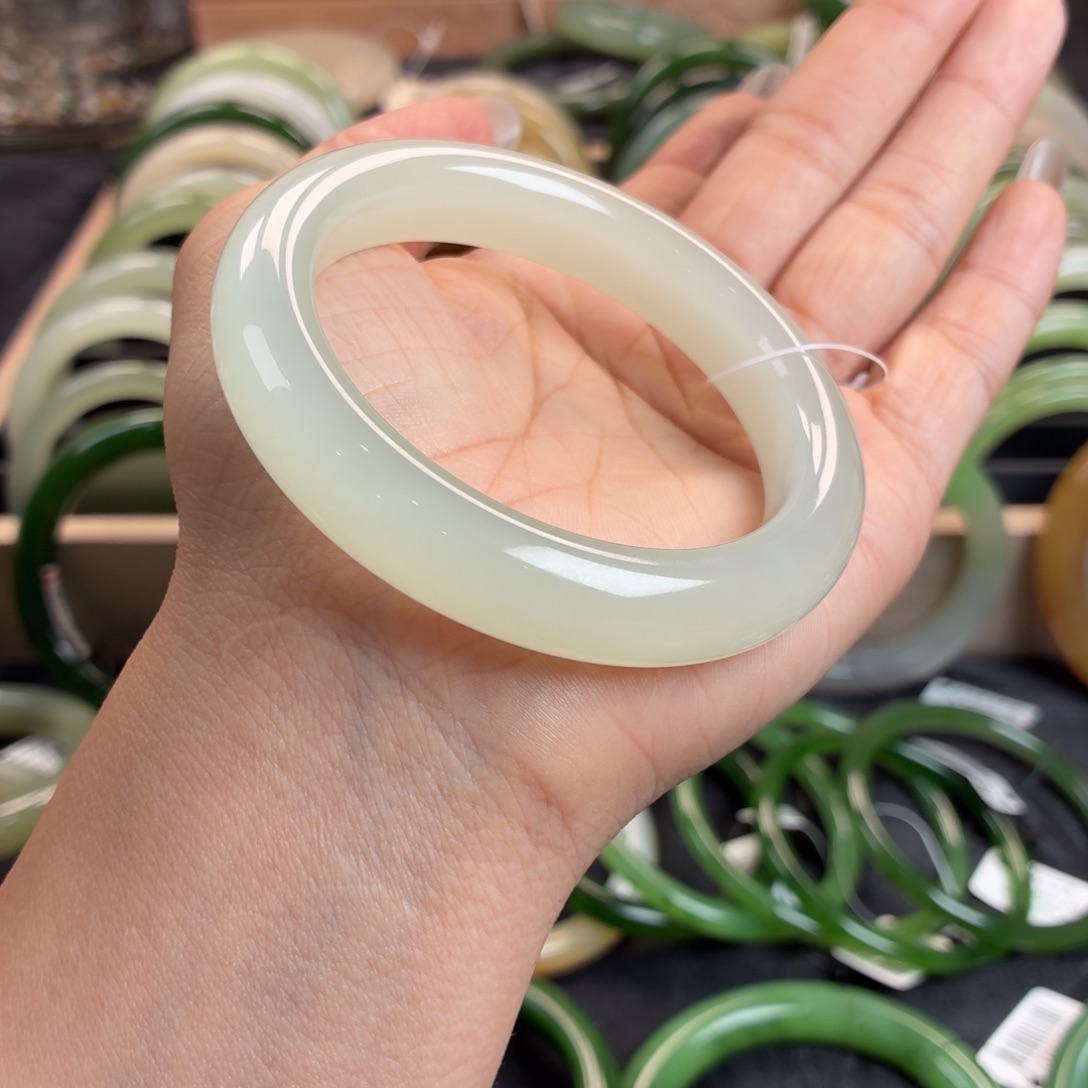 和田玉未镶嵌手镯冰浅晴53